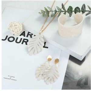 New White Resin Acrylic Necklace Bracelet Earrings
